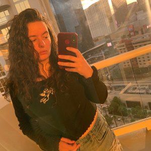 Meet your Posher, Leah